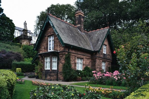 Downtown Brunswick Bungalow